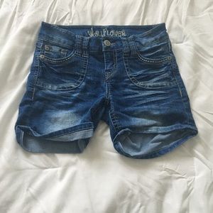 Cute Jean shorts!